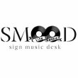 smood---sign-music-desk